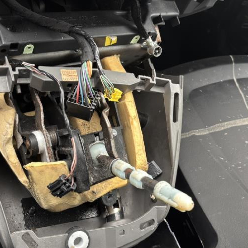 Reservoir essence RENAULT SCENIC 2 Photo n°16