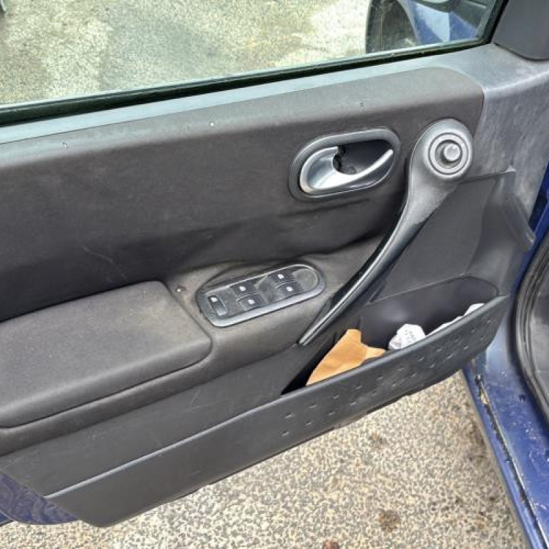 Compteur RENAULT MEGANE 2 Photo n°9