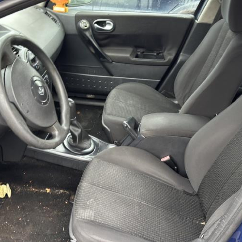 Compteur RENAULT MEGANE 2 Photo n°11