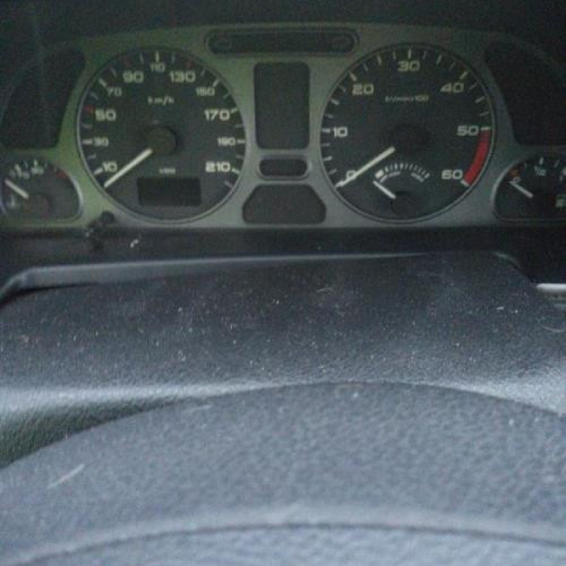 Pompe de direction PEUGEOT 306 Photo n°12