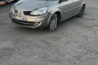 Reservoir essence RENAULT SCENIC 2 Photo n°1