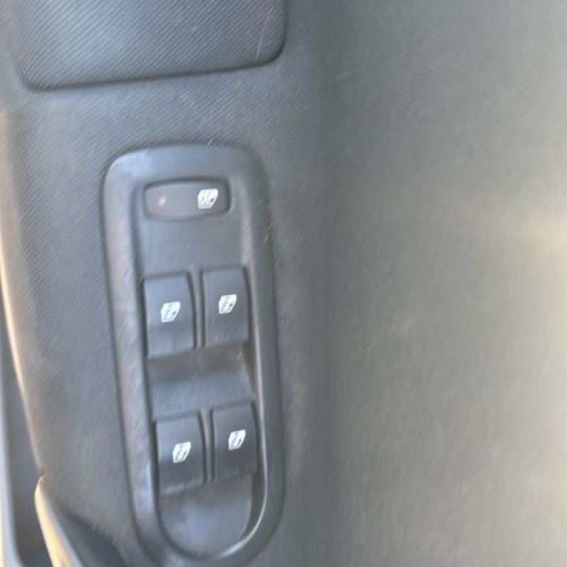 Reservoir essence RENAULT SCENIC 2 Photo n°16