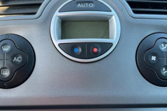 Reservoir essence RENAULT GRAND SCENIC 2