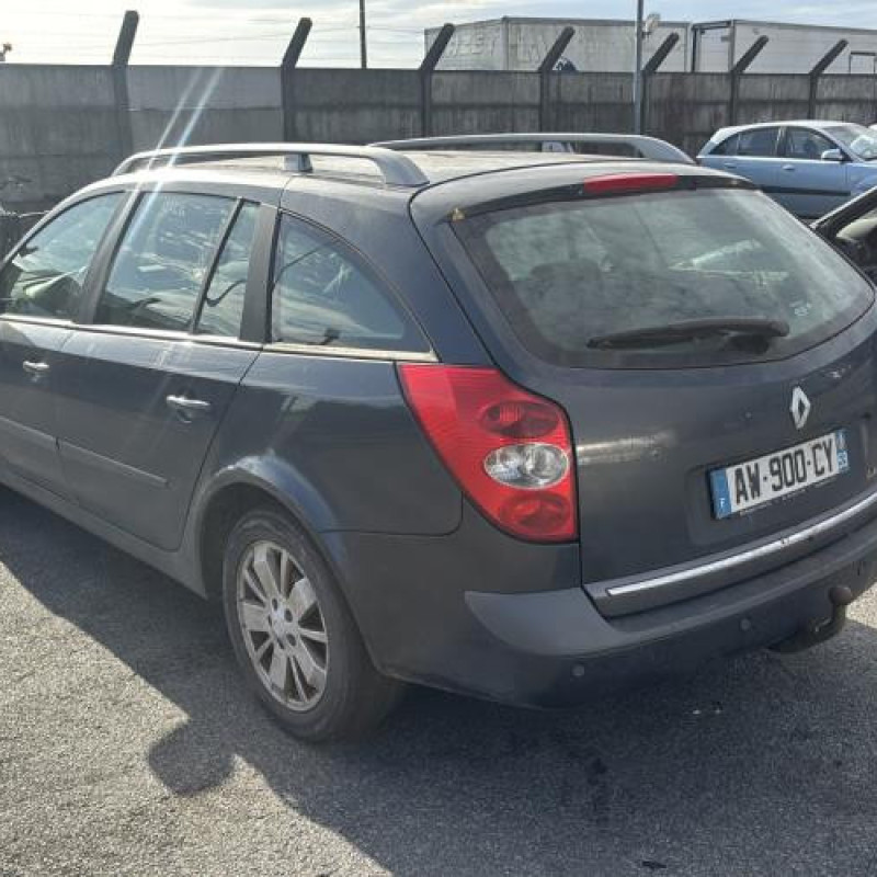 Feu arriere stop central RENAULT LAGUNA 2 Photo n°4