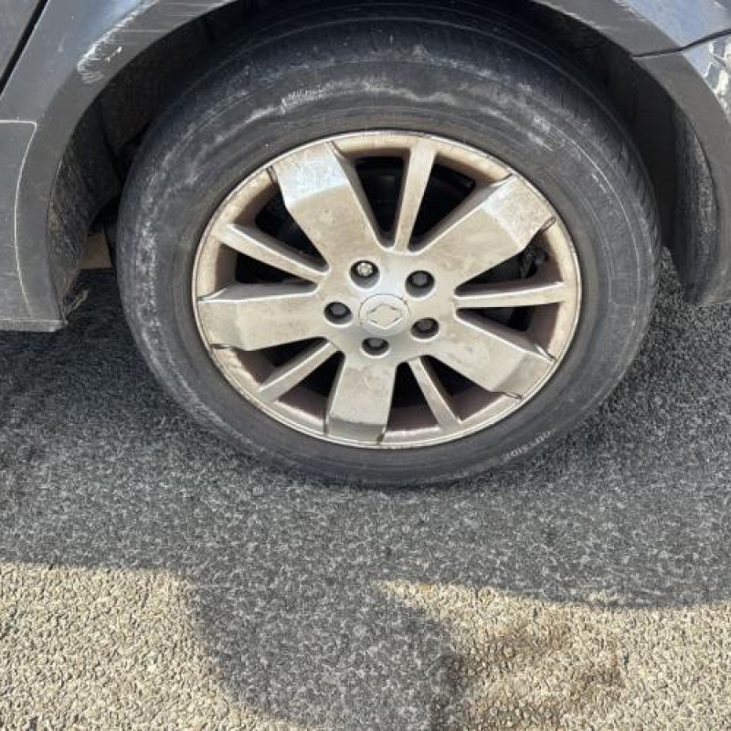 Feu arriere stop central RENAULT LAGUNA 2 Photo n°9