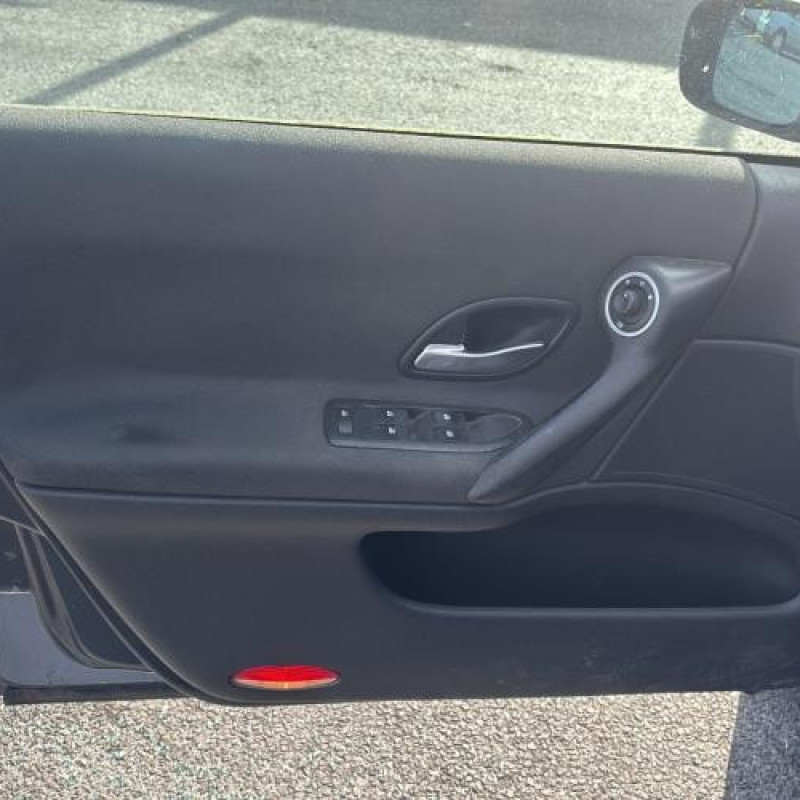 Feu arriere stop central RENAULT LAGUNA 2 Photo n°11