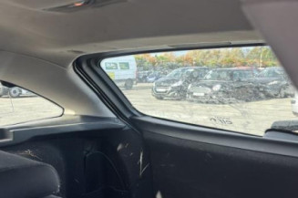 Feu arriere stop central RENAULT LAGUNA 2