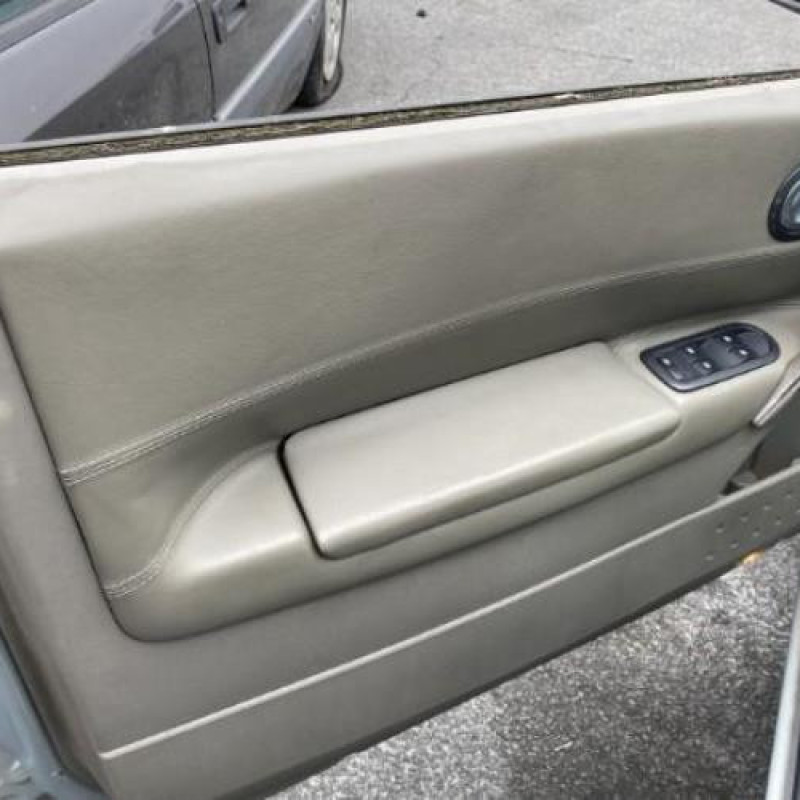 Leve vitre electrique arriere droit RENAULT MEGANE 2 Photo n°17