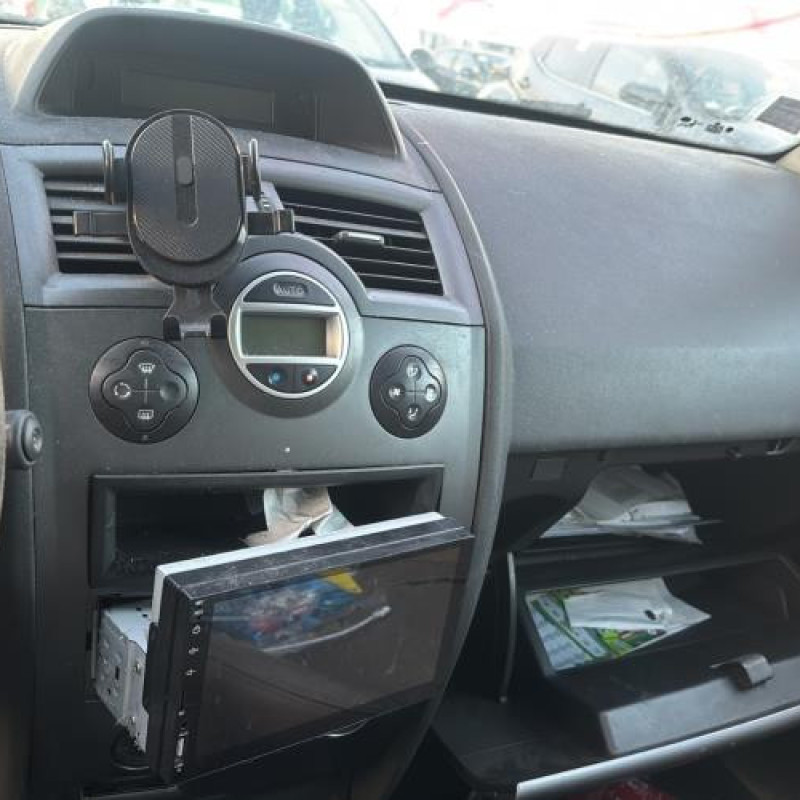 Compteur RENAULT MEGANE 2 Photo n°16