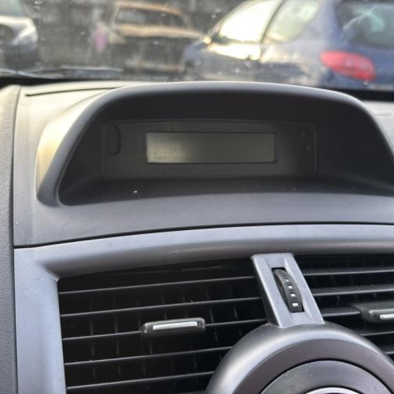 Compteur RENAULT MEGANE 2 Photo n°16