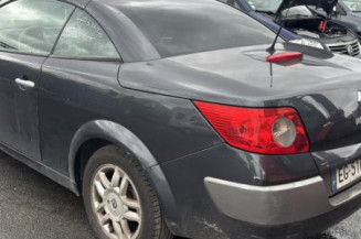 Feu arriere stop central RENAULT MEGANE 2