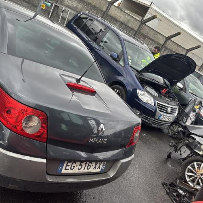 Leve vitre electrique arriere droit RENAULT MEGANE 2 Photo n°15