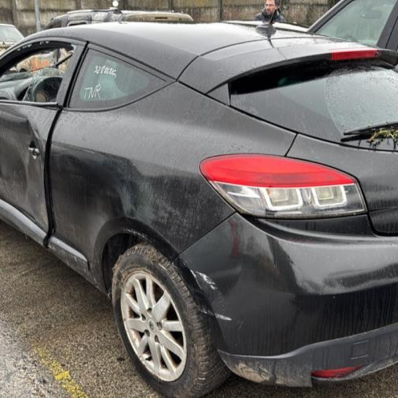 Boitier de prechauffage RENAULT MEGANE 3 Photo n°7