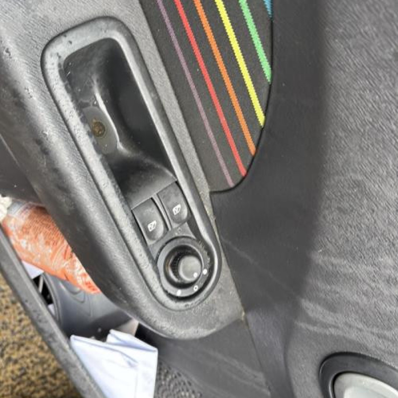 Boitier de prechauffage RENAULT TWINGO 2 Photo n°10