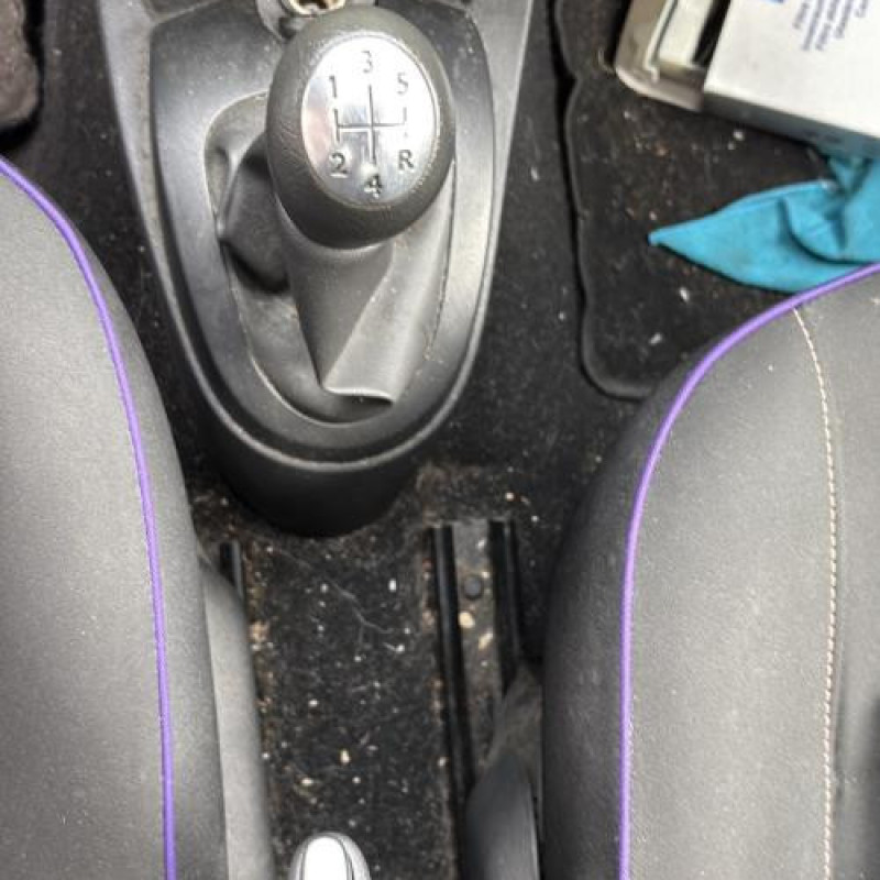 Boitier de prechauffage RENAULT TWINGO 2 Photo n°17