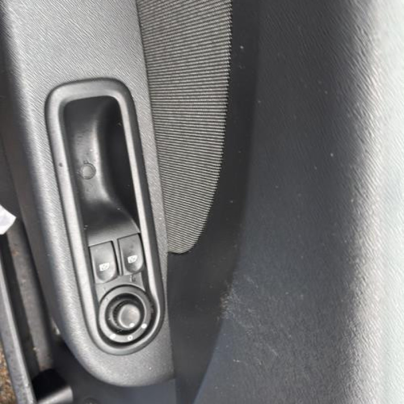 Boitier de prechauffage RENAULT TWINGO 2 Photo n°10