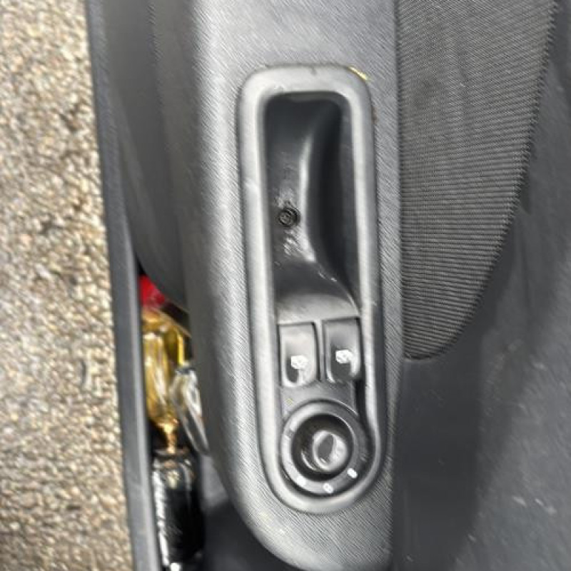 Boitier de prechauffage RENAULT TWINGO 2 Photo n°10