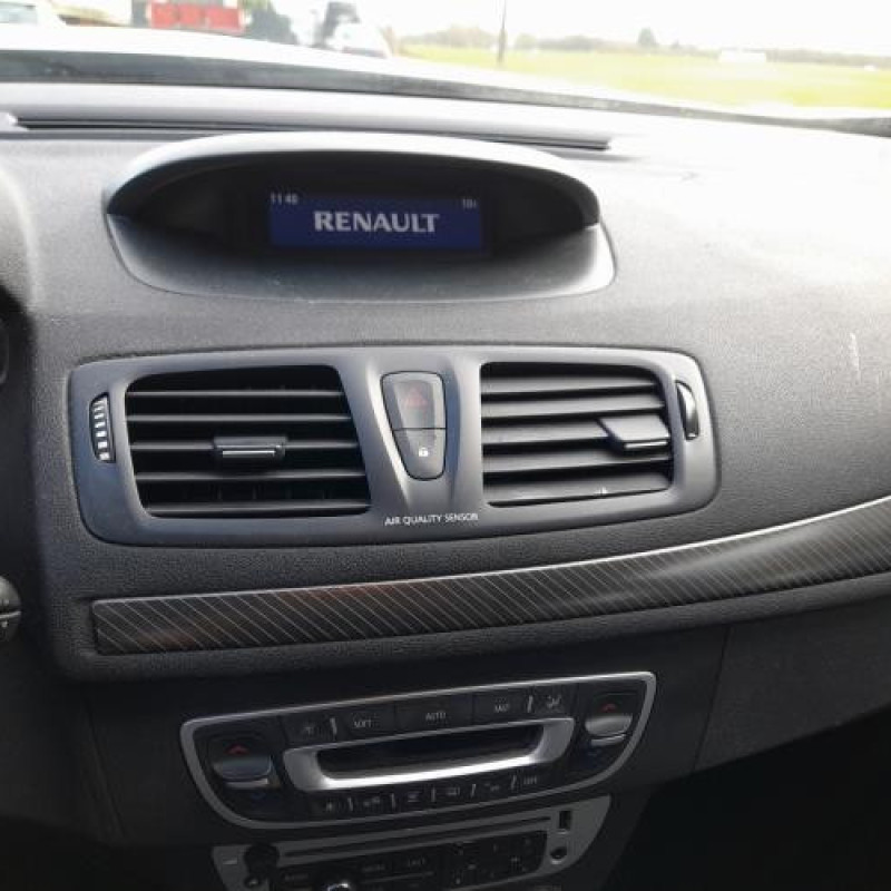 Compresseur clim RENAULT MEGANE 3 Photo n°10