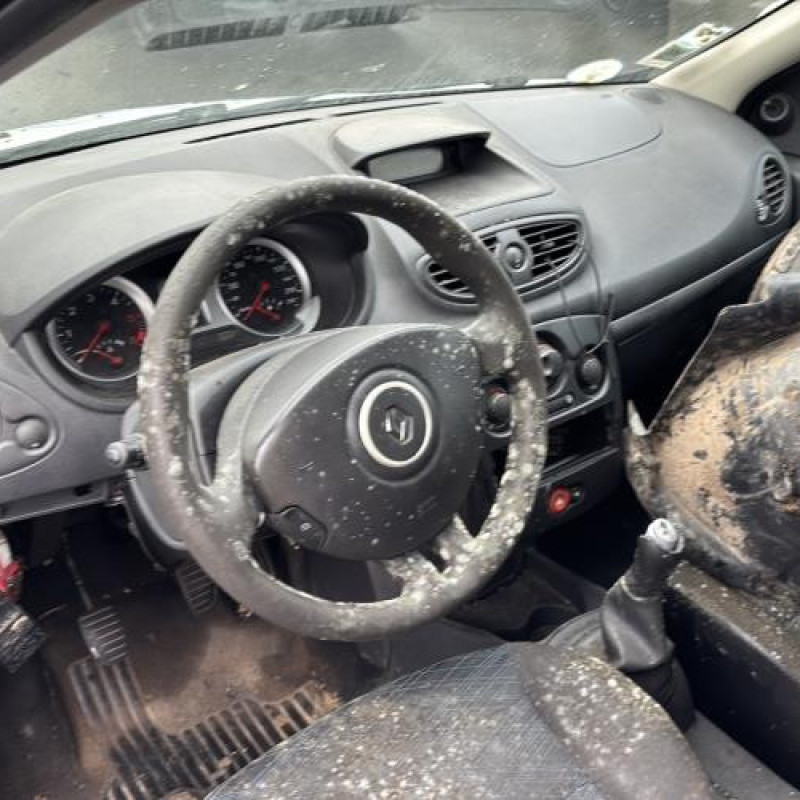 Boitier de prechauffage RENAULT CLIO 3 Photo n°18