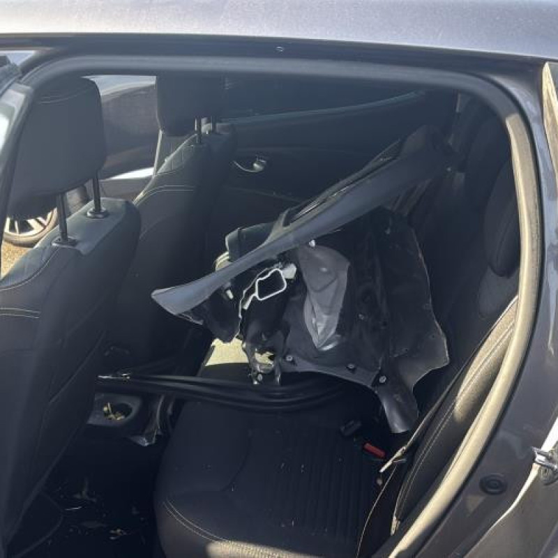 Boitier de prechauffage RENAULT CLIO 4 Photo n°17