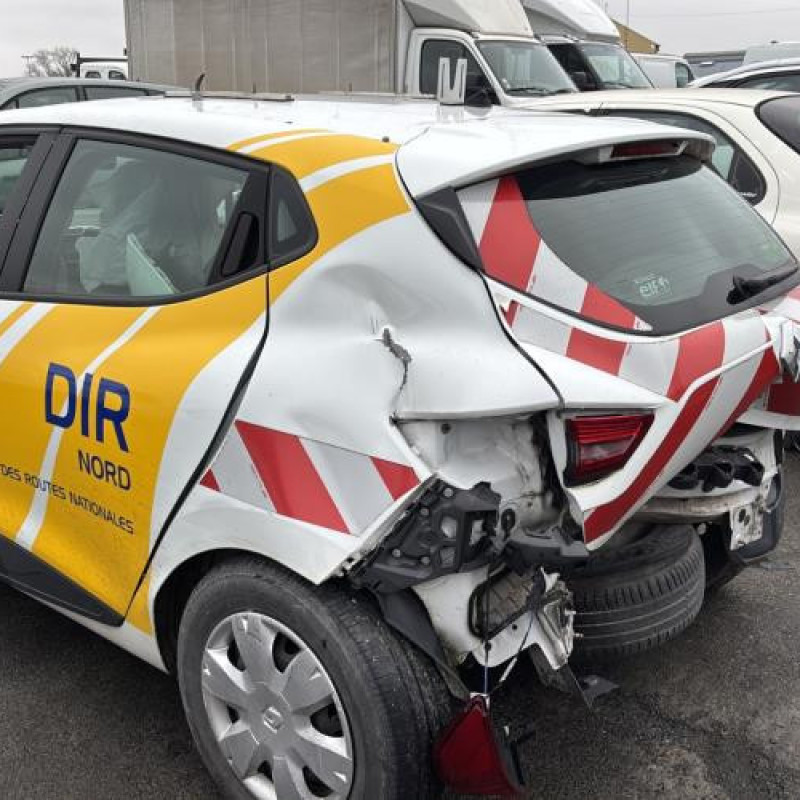 Boitier de prechauffage RENAULT CLIO 4 Photo n°12