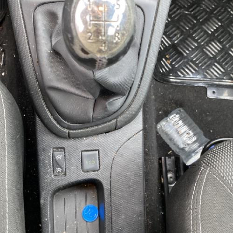 Boitier de prechauffage RENAULT CLIO 4 Photo n°16