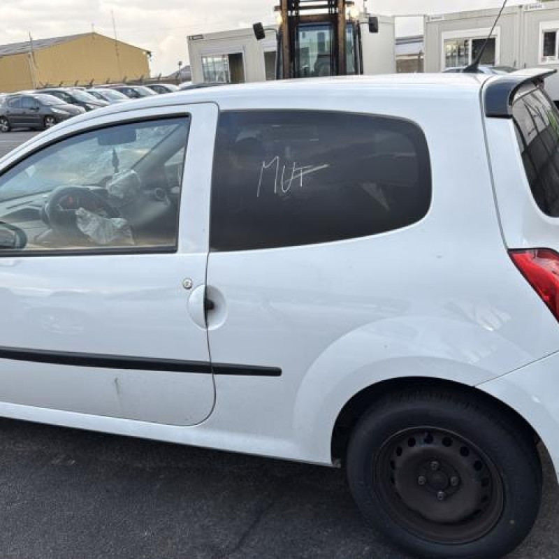 Boitier de prechauffage RENAULT TWINGO 2 Photo n°6