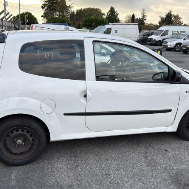 Boitier de prechauffage RENAULT TWINGO 2 Photo n°7