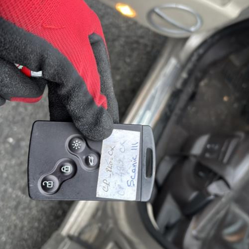 Boitier air bag RENAULT SCENIC 3 Photo n°19