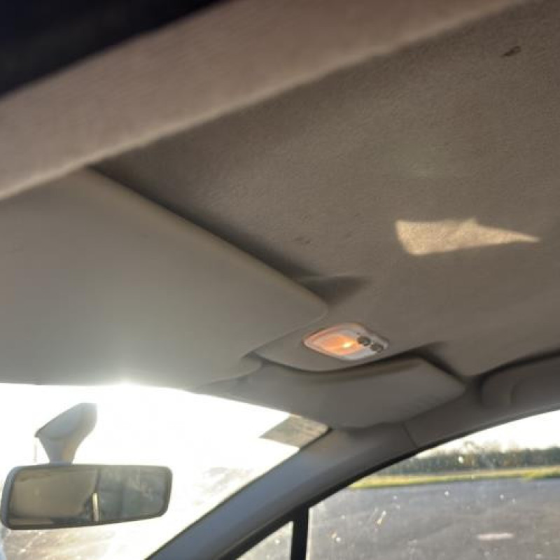 Boitier de prechauffage RENAULT MODUS Photo n°16