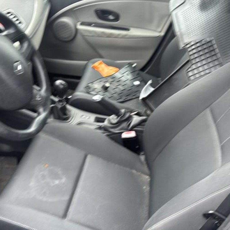 Bloc ABS (freins anti-blocage) RENAULT MEGANE 3 Photo n°11