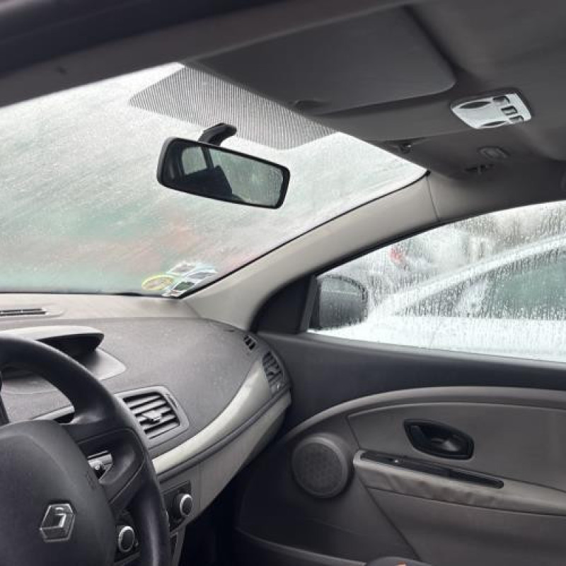 Boitier de prechauffage RENAULT MEGANE 3 Photo n°14