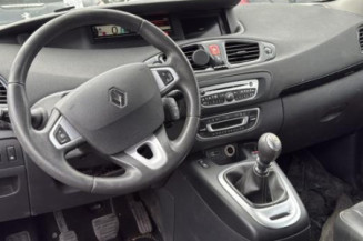 Amortisseur avant droit RENAULT GRAND SCENIC 3