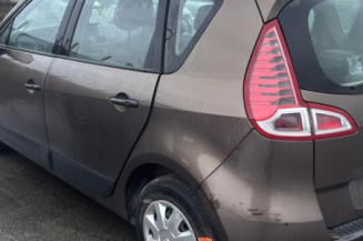 Amortisseur avant droit RENAULT SCENIC 3