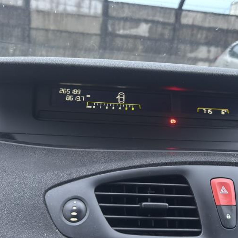 Boitier de prechauffage RENAULT SCENIC 3 Photo n°11