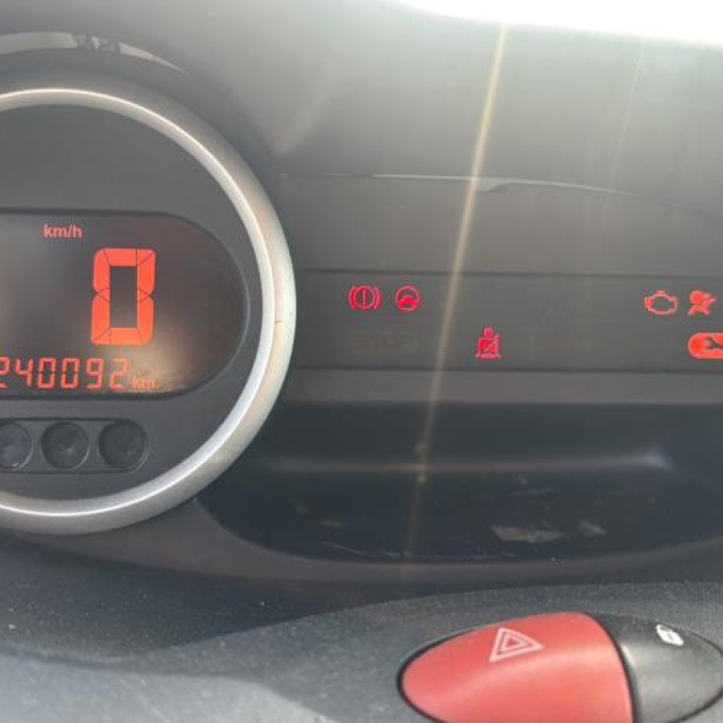 Boitier de prechauffage RENAULT TWINGO 2 Photo n°19