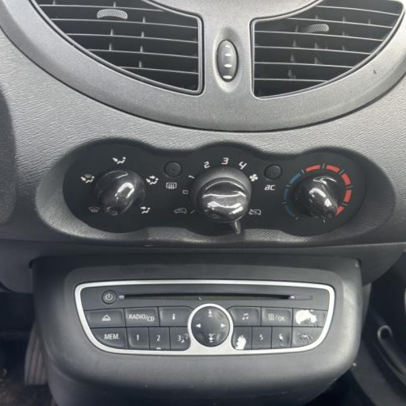Boitier de prechauffage RENAULT TWINGO 2 Photo n°14