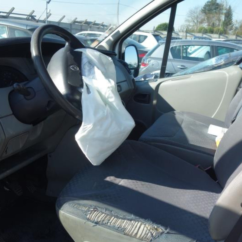 Boitier de prechauffage RENAULT TRAFIC 2 Photo n°9