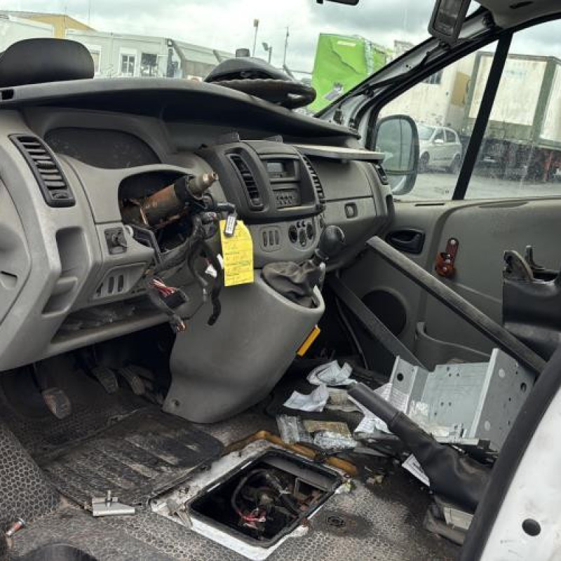 Boitier de prechauffage RENAULT TRAFIC 2 Photo n°10