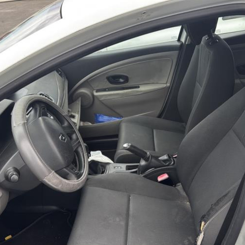 Interrupteur de leve vitre avant gauche RENAULT MEGANE 3 Photo n°11