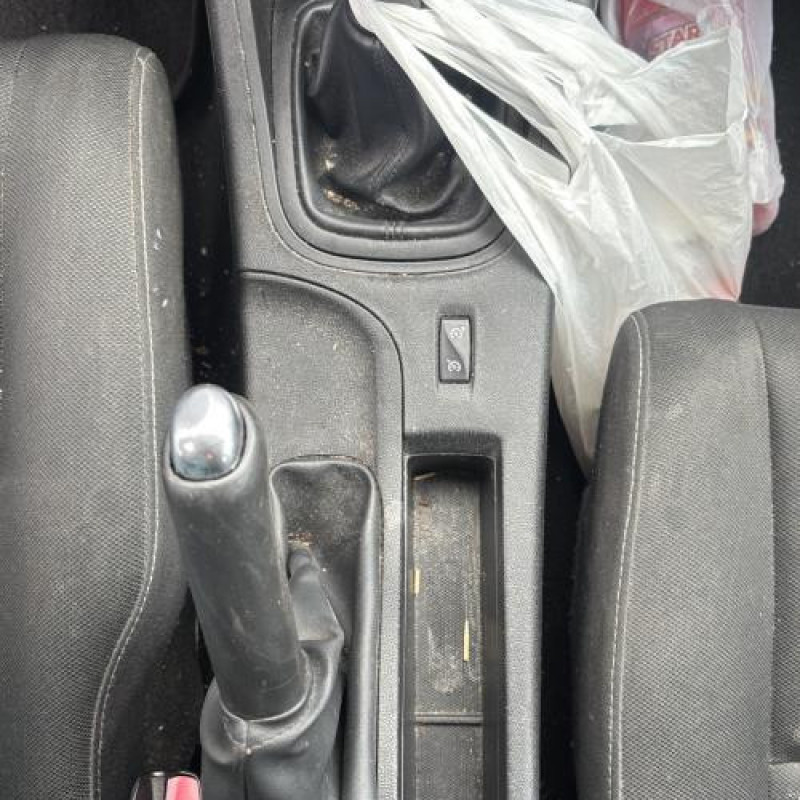 Interrupteur de leve vitre avant gauche RENAULT MEGANE 3 Photo n°17