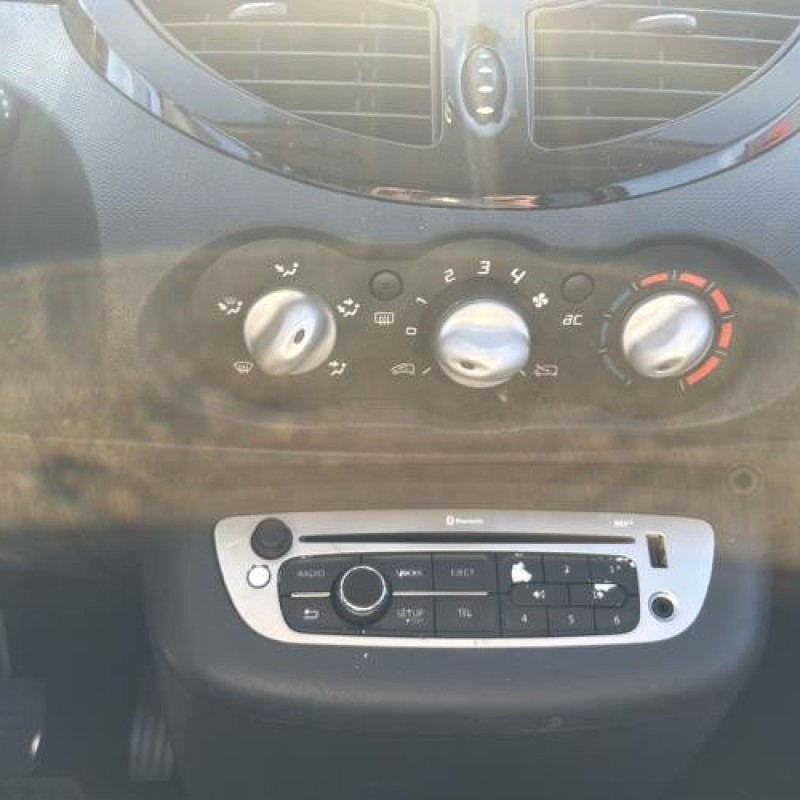 Boitier de prechauffage RENAULT TWINGO 2 Photo n°18