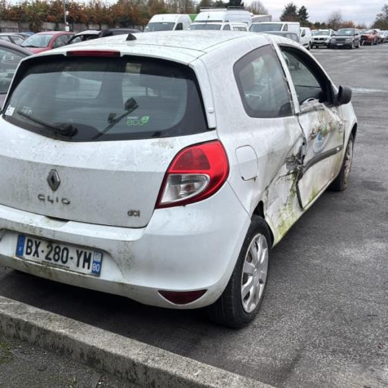 Boitier de prechauffage RENAULT CLIO 3 Photo n°3