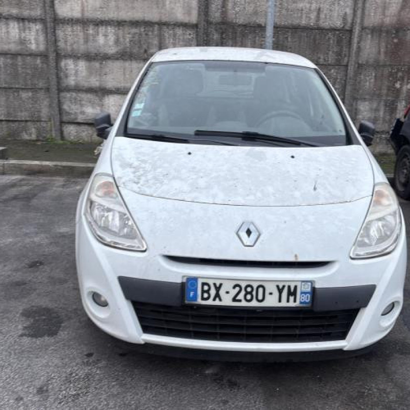Boitier de prechauffage RENAULT CLIO 3 Photo n°8