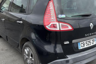 Feu arriere stop central RENAULT SCENIC 3