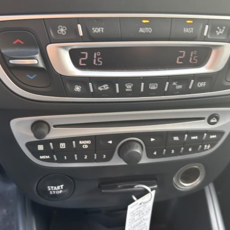 Compresseur clim RENAULT MEGANE 3 Photo n°17