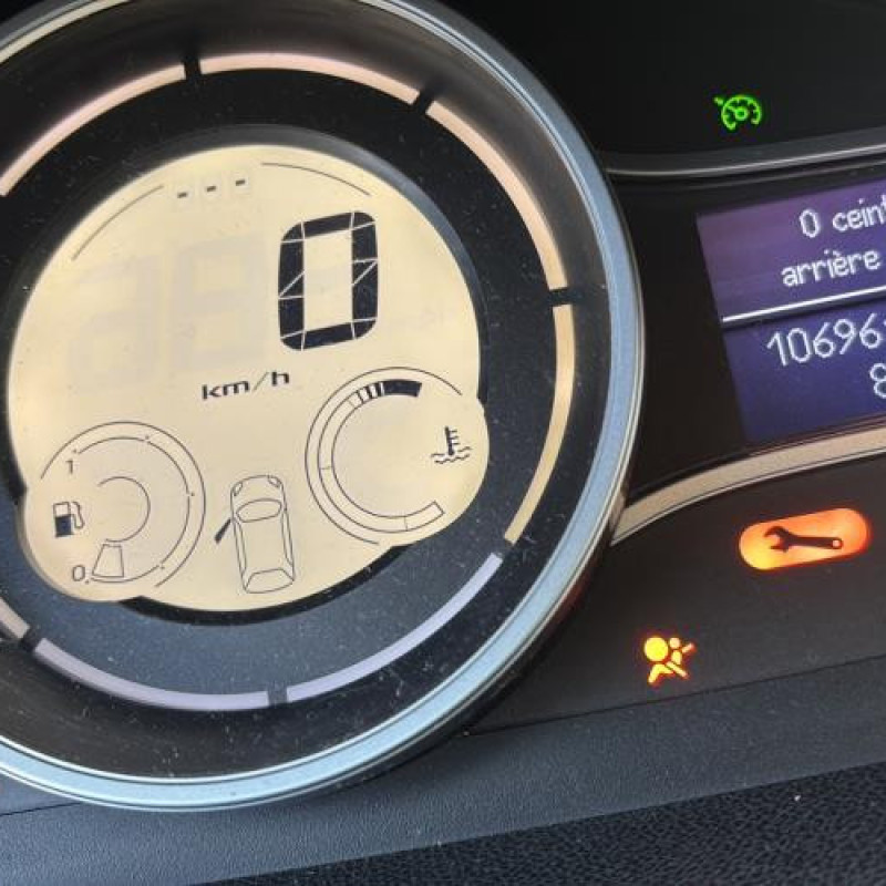 Compresseur clim RENAULT MEGANE 3 Photo n°19