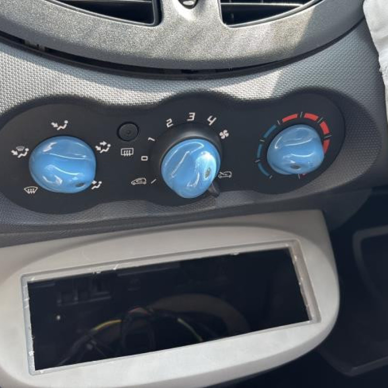 Boitier de prechauffage RENAULT TWINGO 2 Photo n°15