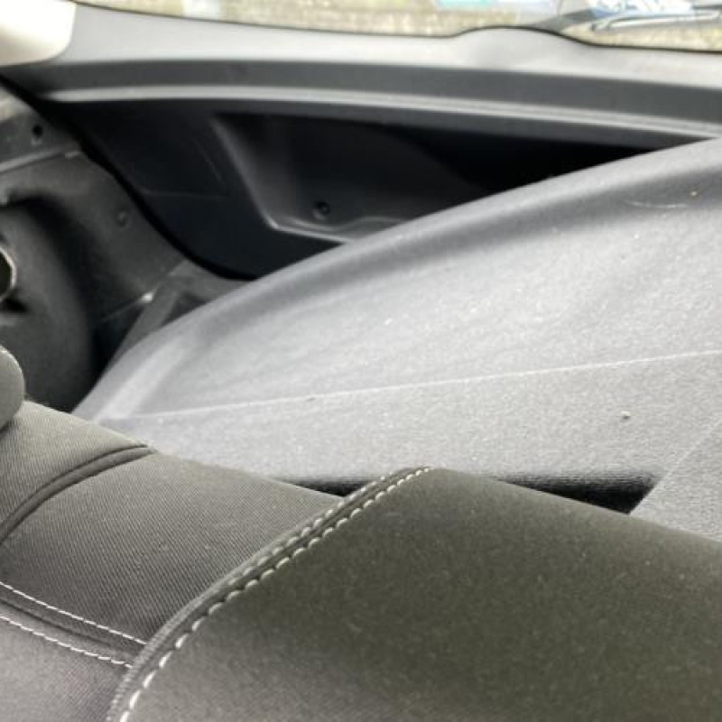 Boitier de prechauffage RENAULT MEGANE 3 Photo n°12