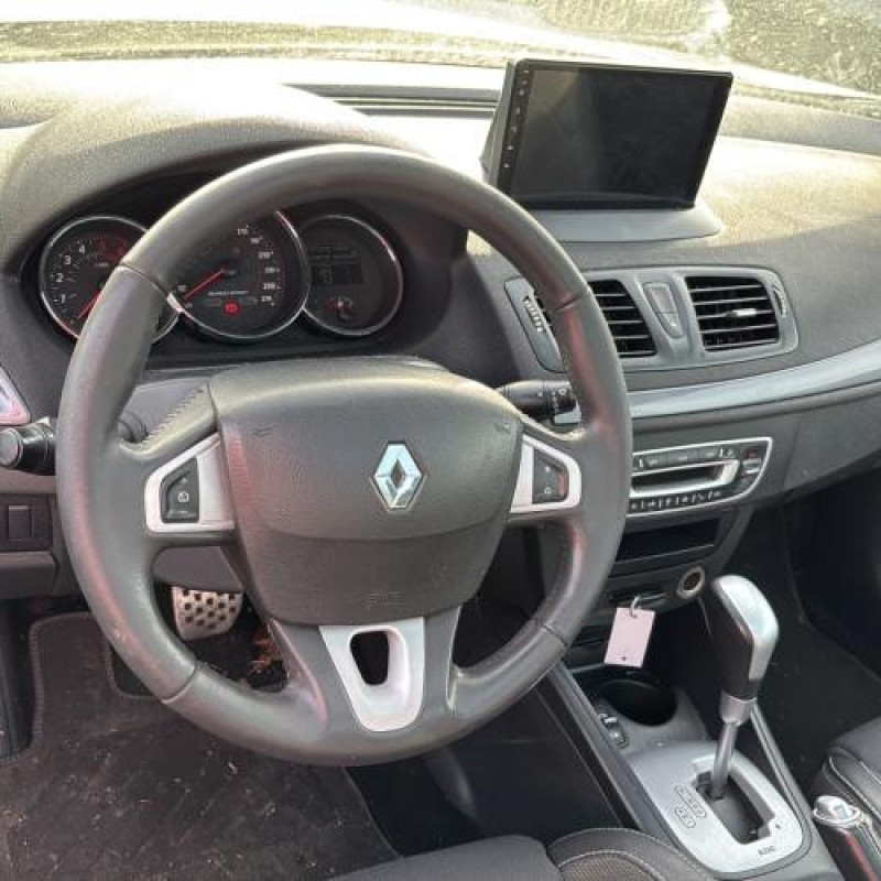 Boitier de prechauffage RENAULT MEGANE 3 Photo n°12